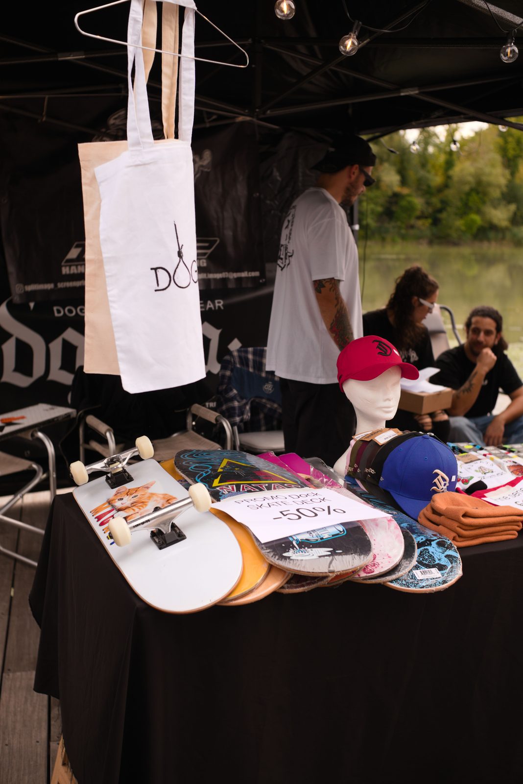 Area market del Dock alla Darsena