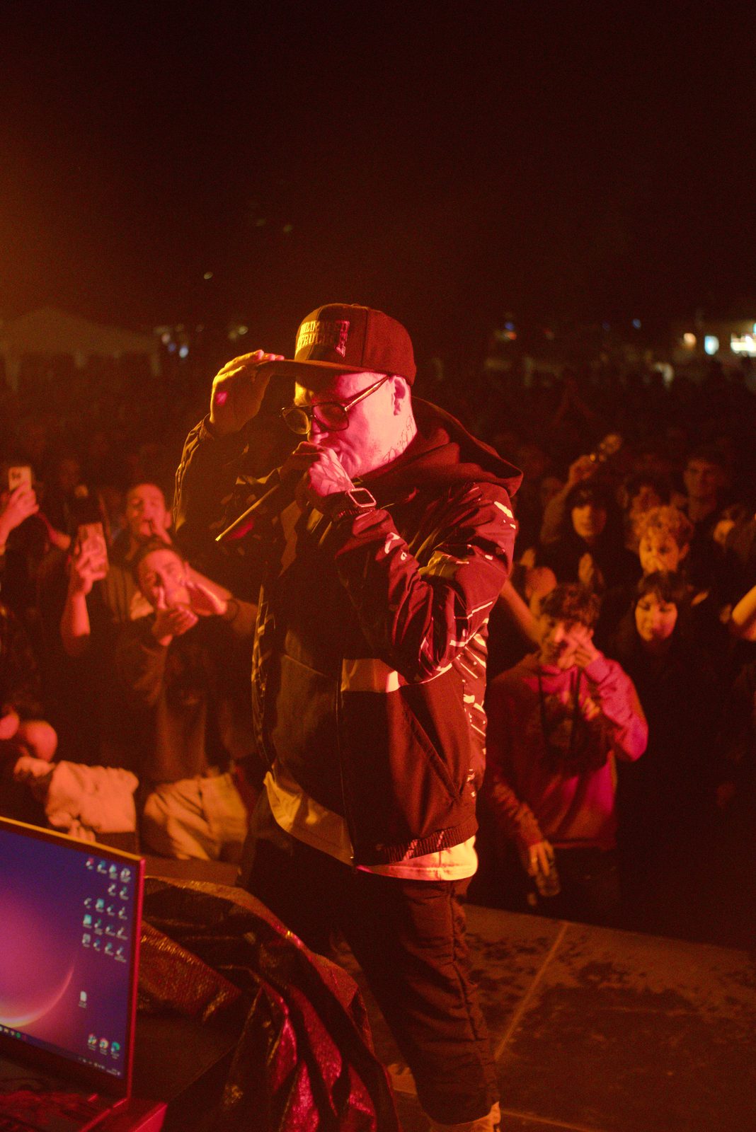 Inoki live sul palco del Dock alla Darsena