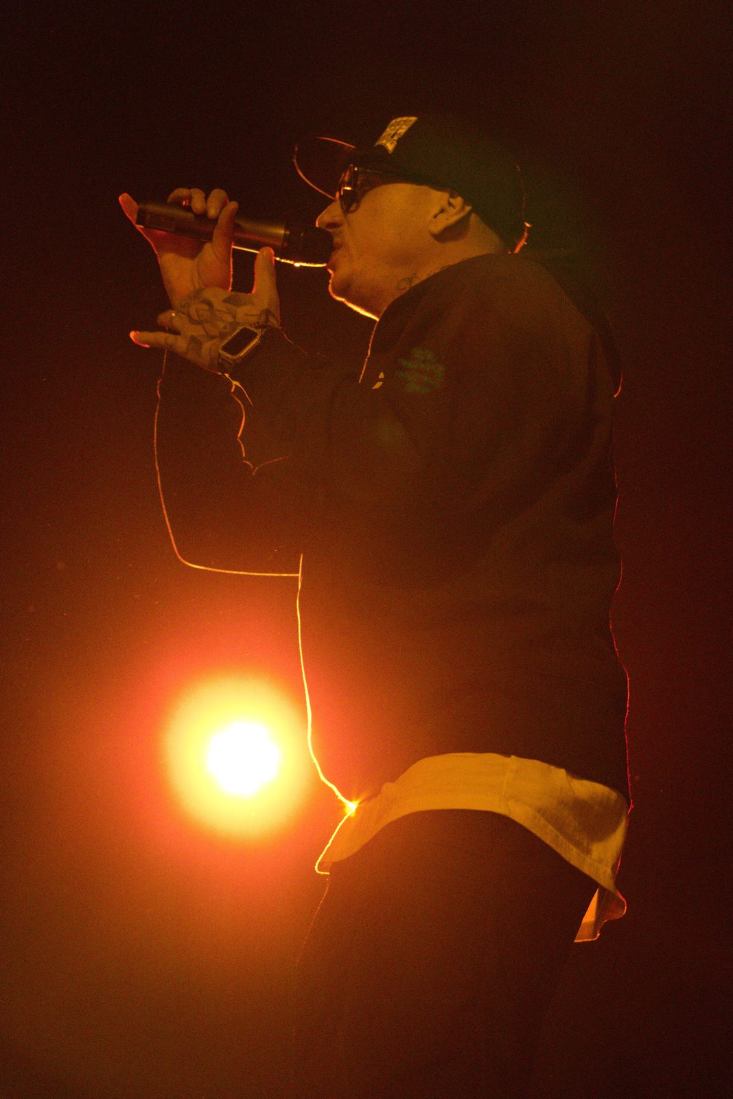 Inoki live sul palco del Dock alla Darsena